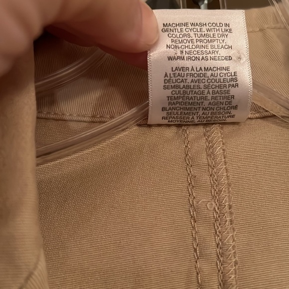 Adorable size medium tan blazer/jacket. This blazer is unique in styling . - Picture 9 of 9